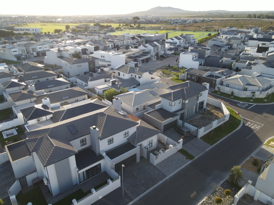 3 Bedroom Property for Sale in Sandown Western Cape